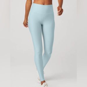 Alo Airlift Leggings